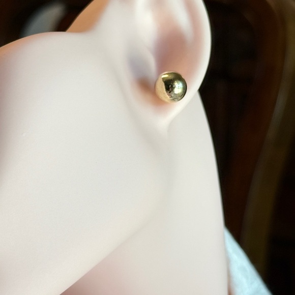 Classic Gold Stud Earrings ⚜️ - Picture 5 of 11